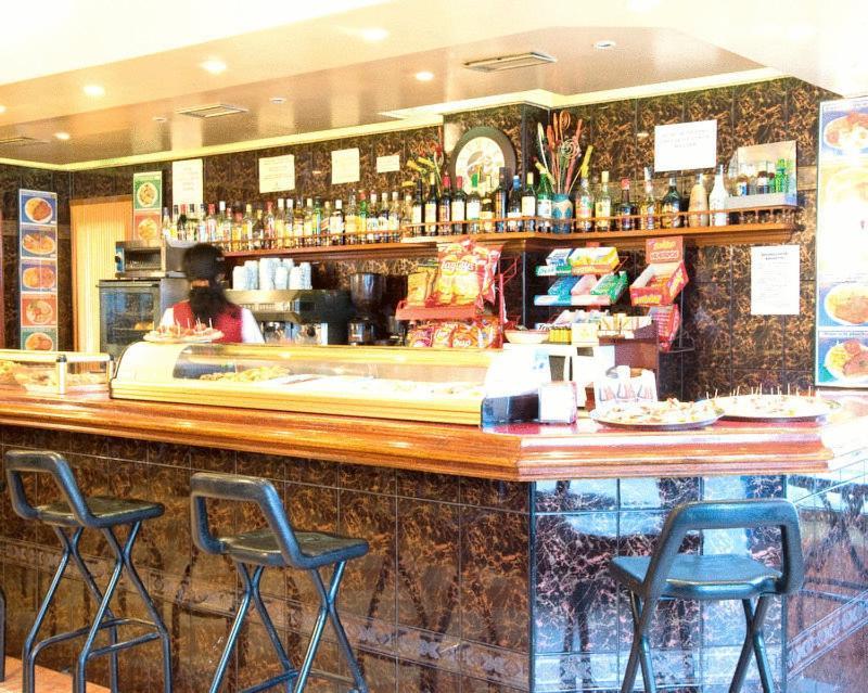 Hotel Can-Vic Γουαδαλαχάρα Εξωτερικό φωτογραφία