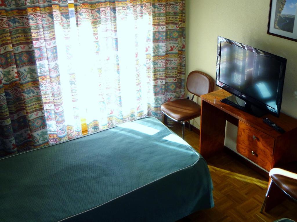 Hotel Can-Vic Γουαδαλαχάρα Δωμάτιο φωτογραφία